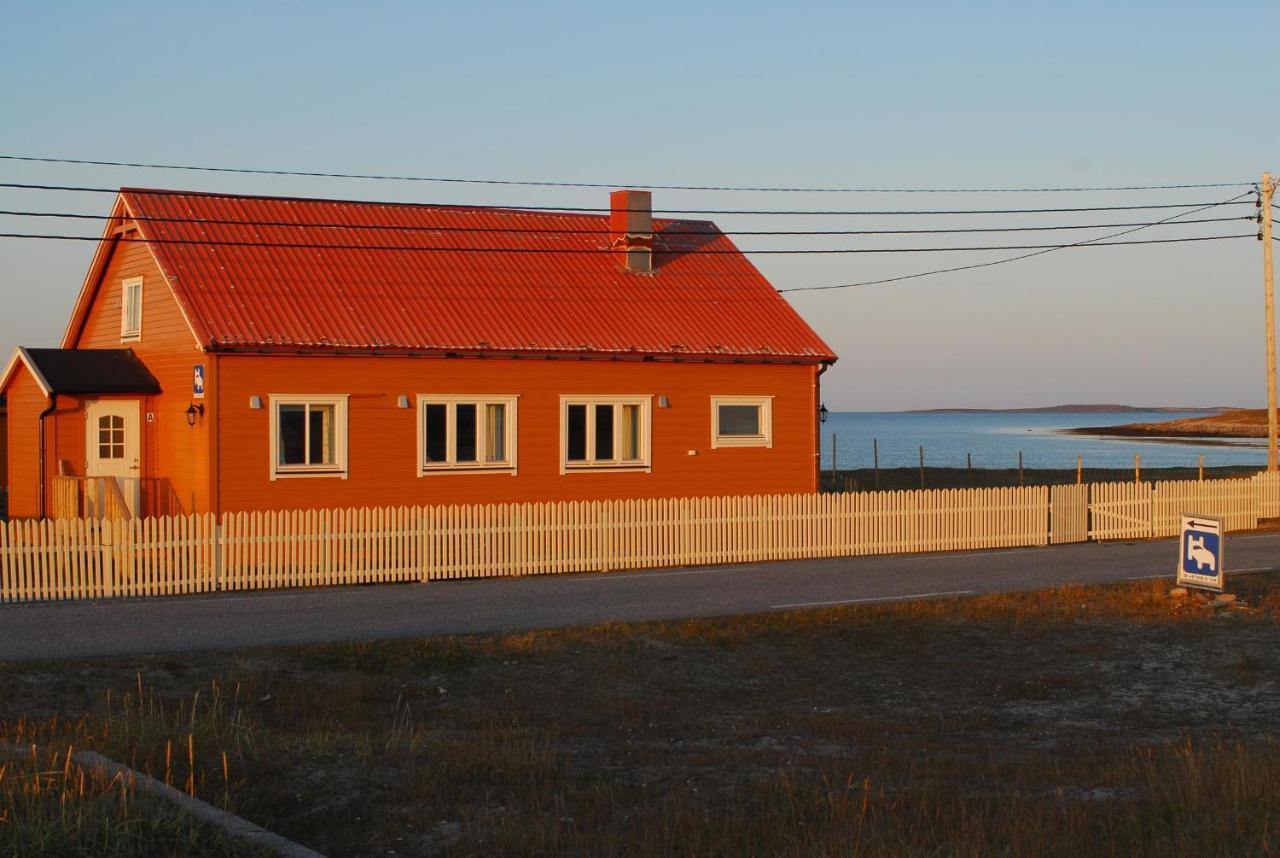 Ekker Island Arctic * Vadsø